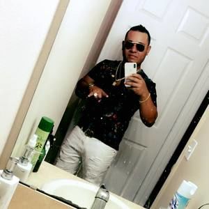 Meet your Posher, Cesar